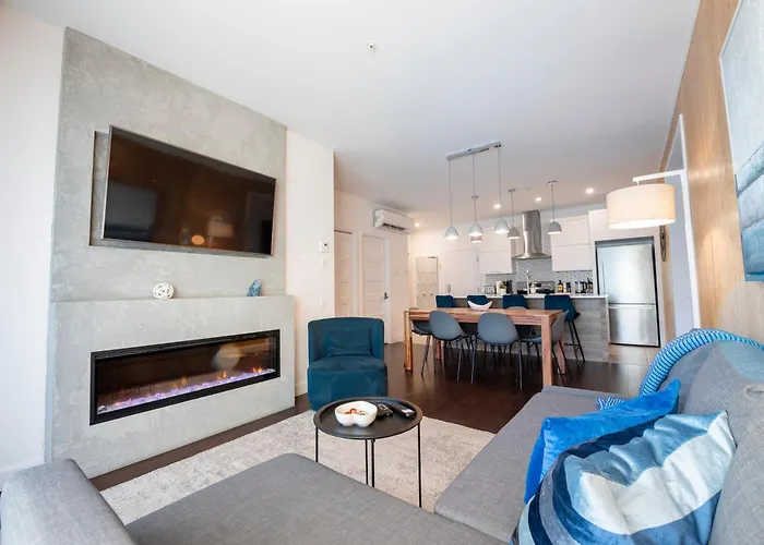 Le Saphir, Chic En Ville, Spacieux Condo 2 Chambres